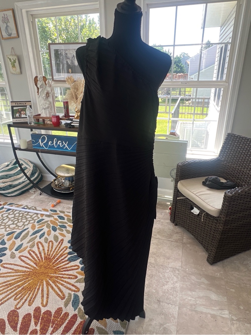 Black One-Shoulder Asymmetrical Pleated Midi Dress